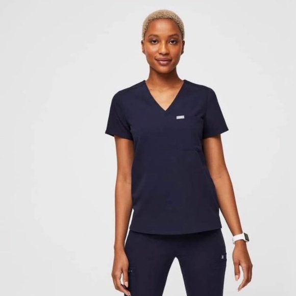 Figs xs catarina top and zamora joggers xs petite - Picture 1 of 4